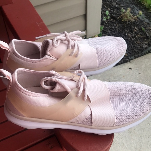 George’s athletic shoes size 8.5 - Picture 1 of 4